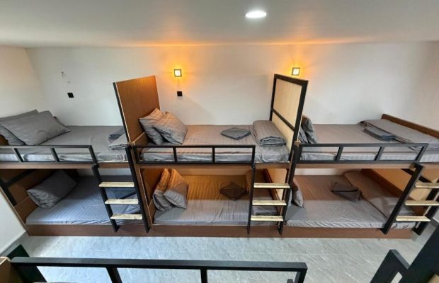 8-female-dormitory-room-2