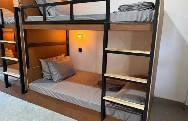 8-female-dormitory-room-3